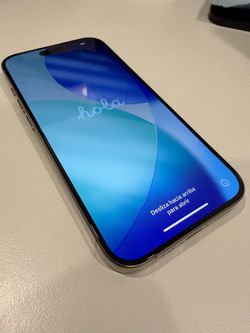 iPhone 15 Pro 128 GB Natural Titanium