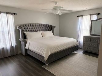 Bedroom set