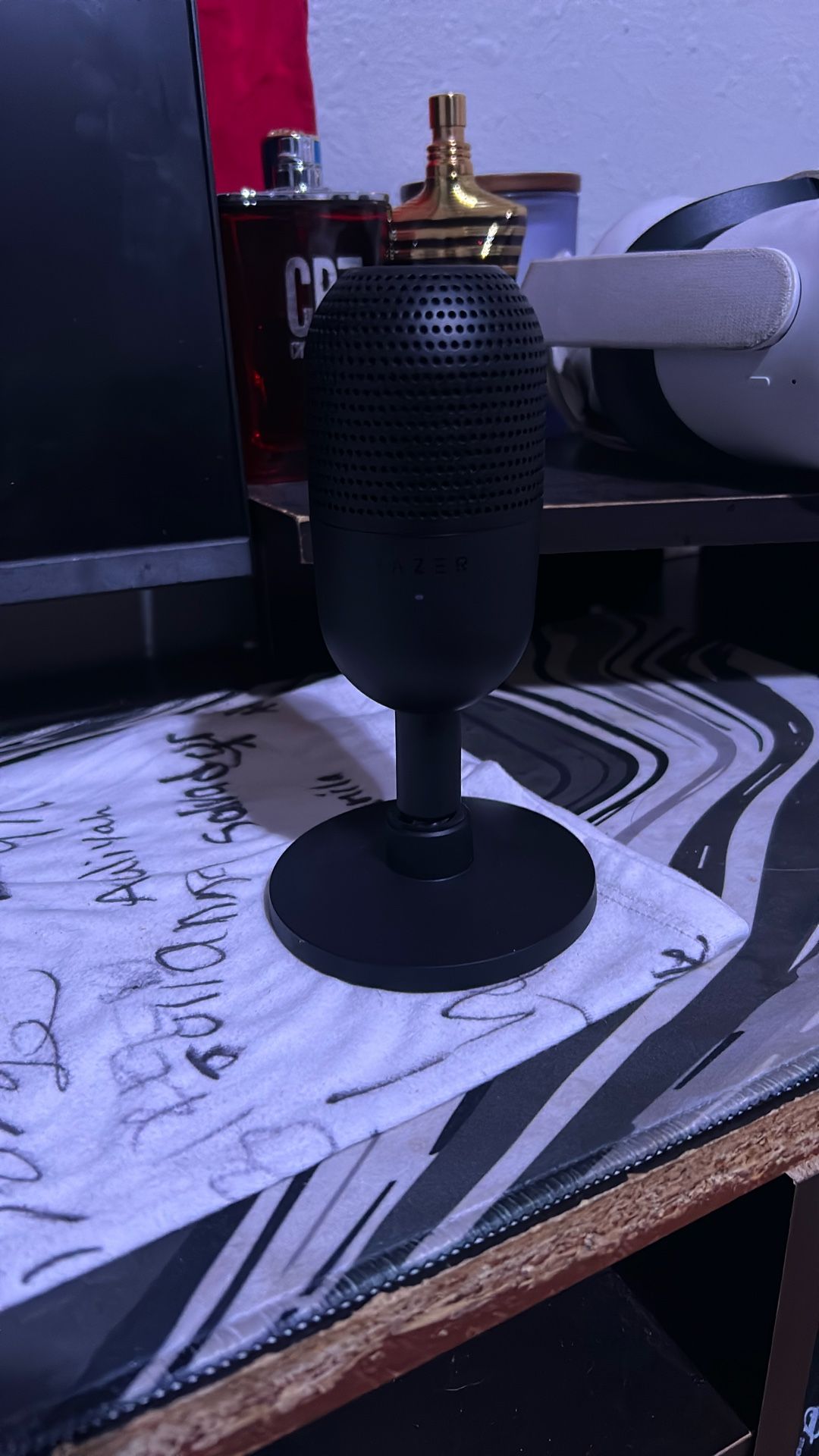 Microphone