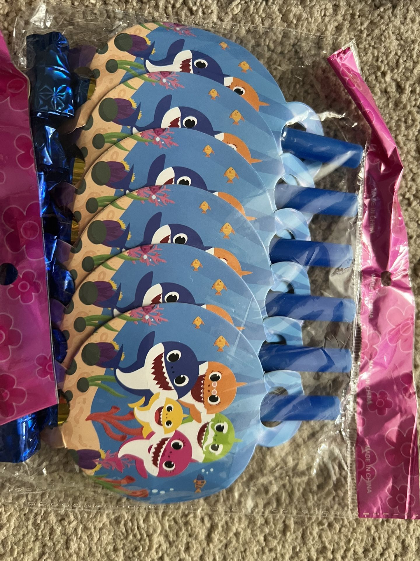Baby Shark 12 Pice Birthday Set