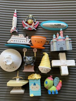 Disney Vinylmations Kingdom Of cute Mini Figures Parks Jerrod Artist
