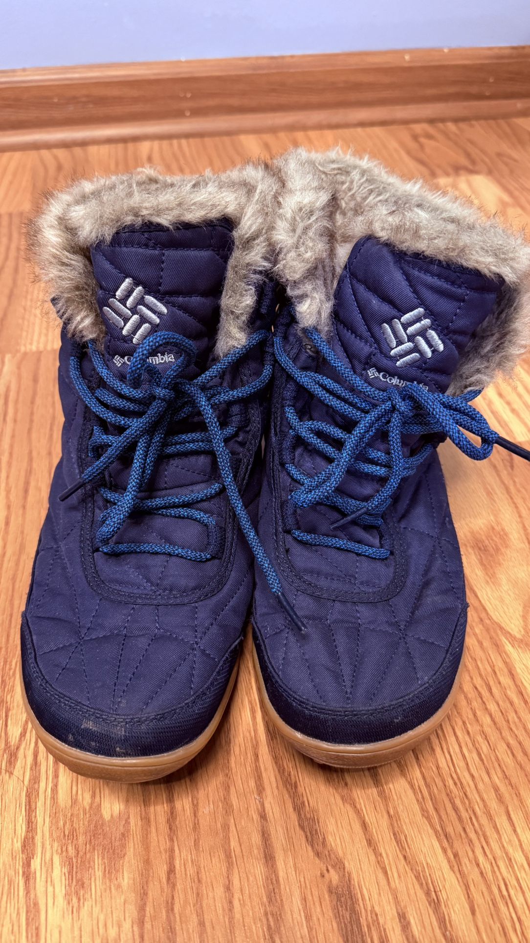 Columbia Omni-Grip Winter Snow Boots – Women’s Size 10 (EU 41) 💰 Price: $55 (or best offer)