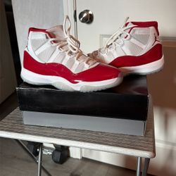 Jordan 11 Cherry 