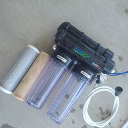 Hydro-Logic Stealth RO 300 reverse osmosis (RO) water filtration system.