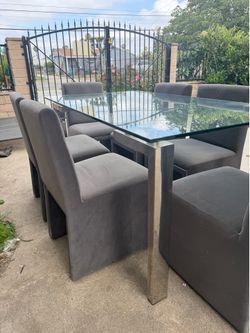 Dinning Table