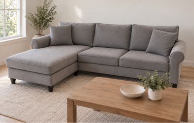 Havertys Gray Sectional Couch with Chaise – Delivery Available!