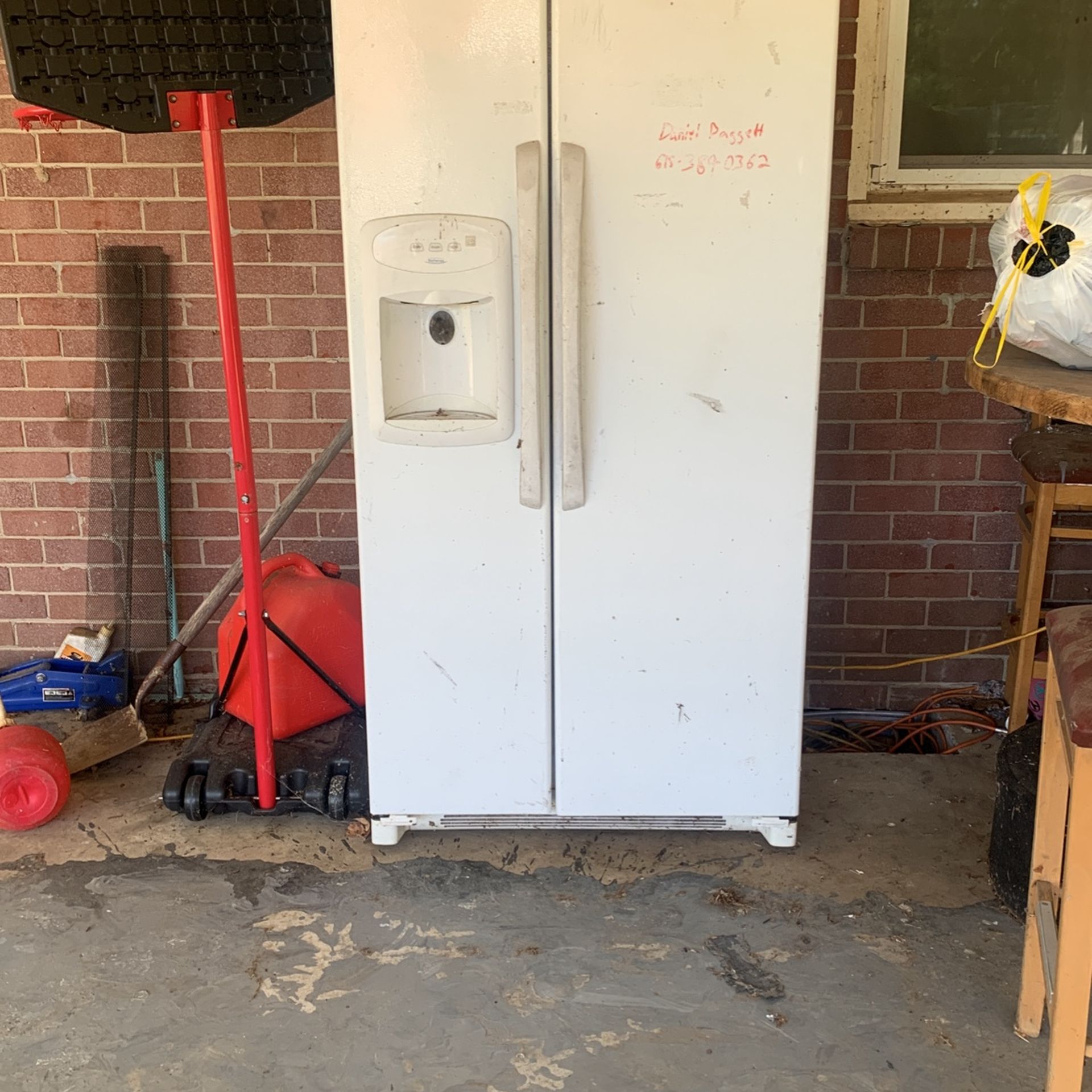Refrigerator