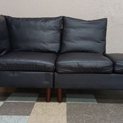 Going Out Of Business Sale 
BRAND NEW 
Panana Corner Chase Sofa for Small Apartment, 3-seat Chase Corner Couch With USB Charging Port, Black Leathaire