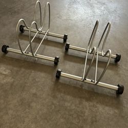 2 bike floor stands
