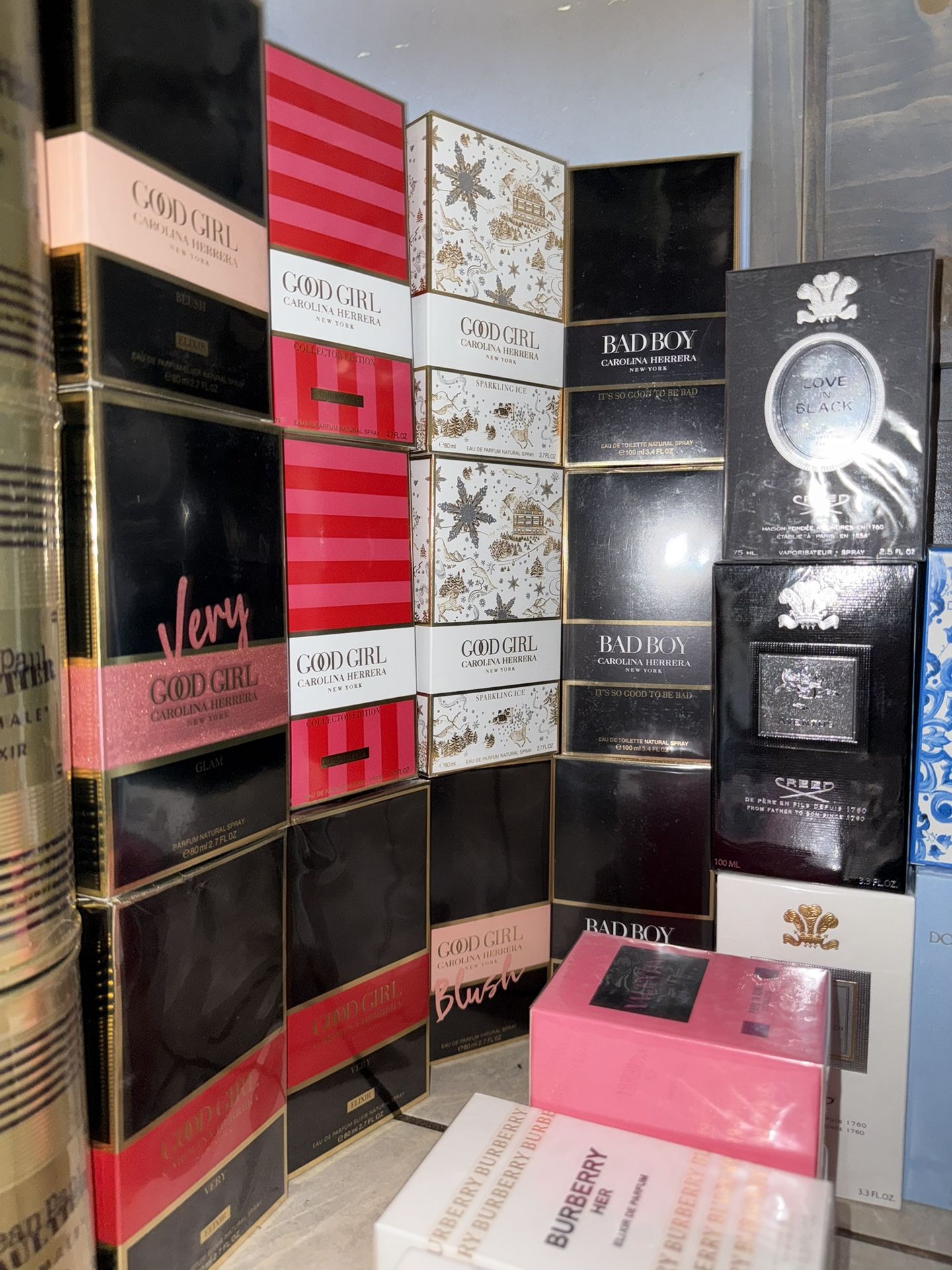 Cologne and perfume
