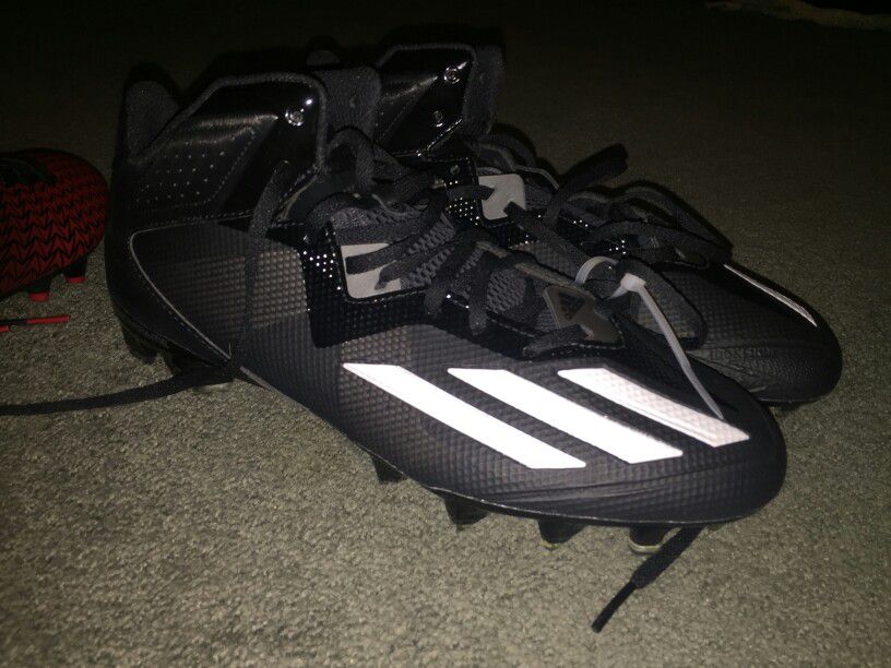 Adidas QuickFrame Football Cleats for Sale in OH - OfferUp