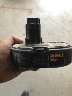 18v dewalt battery