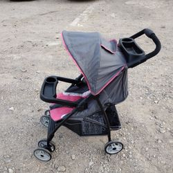Graco collapsible baby stroller