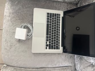 Apple MacBook Pro Laptop with Charger