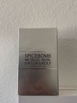Viktor & Rolf Spicebomb Metallic Musk EDP 90ml