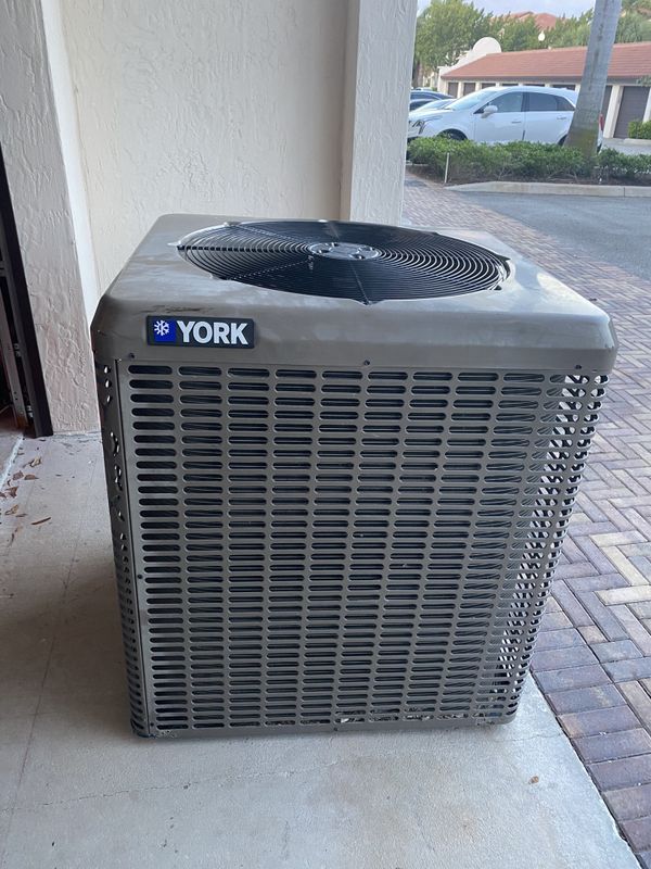 York ac unit Condenser and air handler’s package 5 tons capacity for