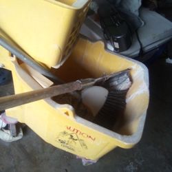 Industry Mop Bucket 