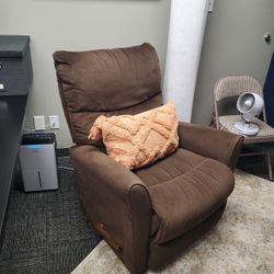 Lazy Boy Recliner Brown 