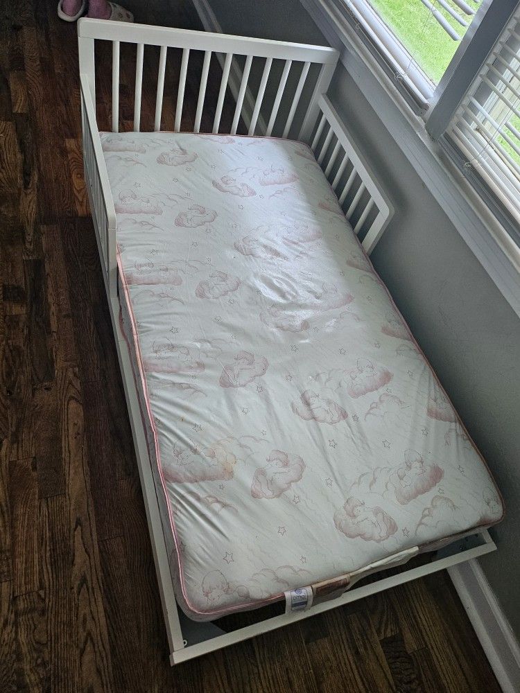 Toddler Bed With Mattress