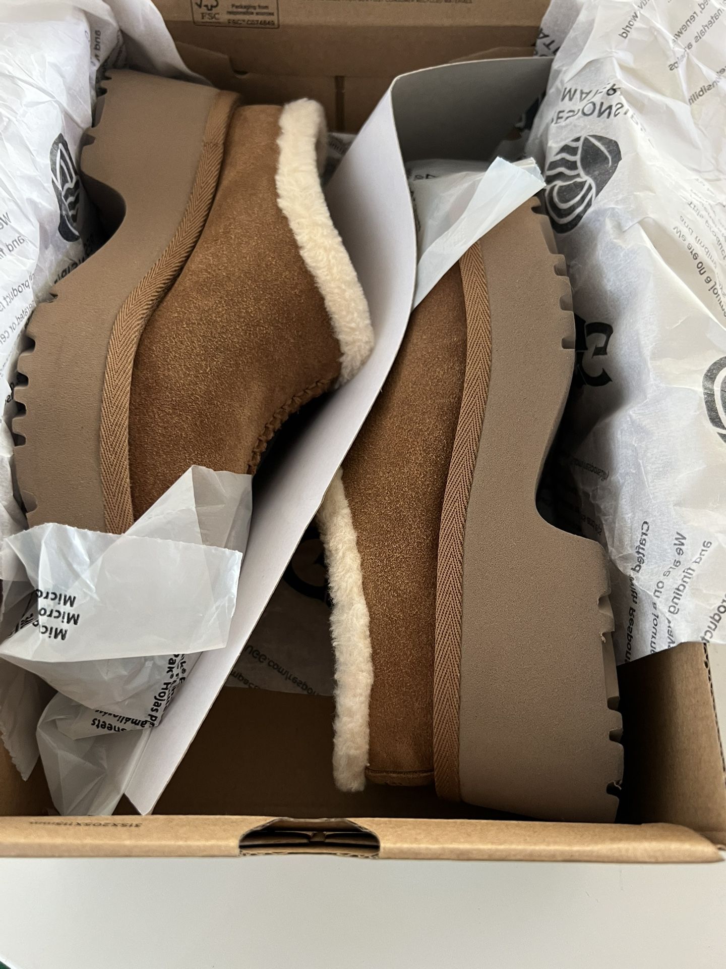 Ugg Clogs
