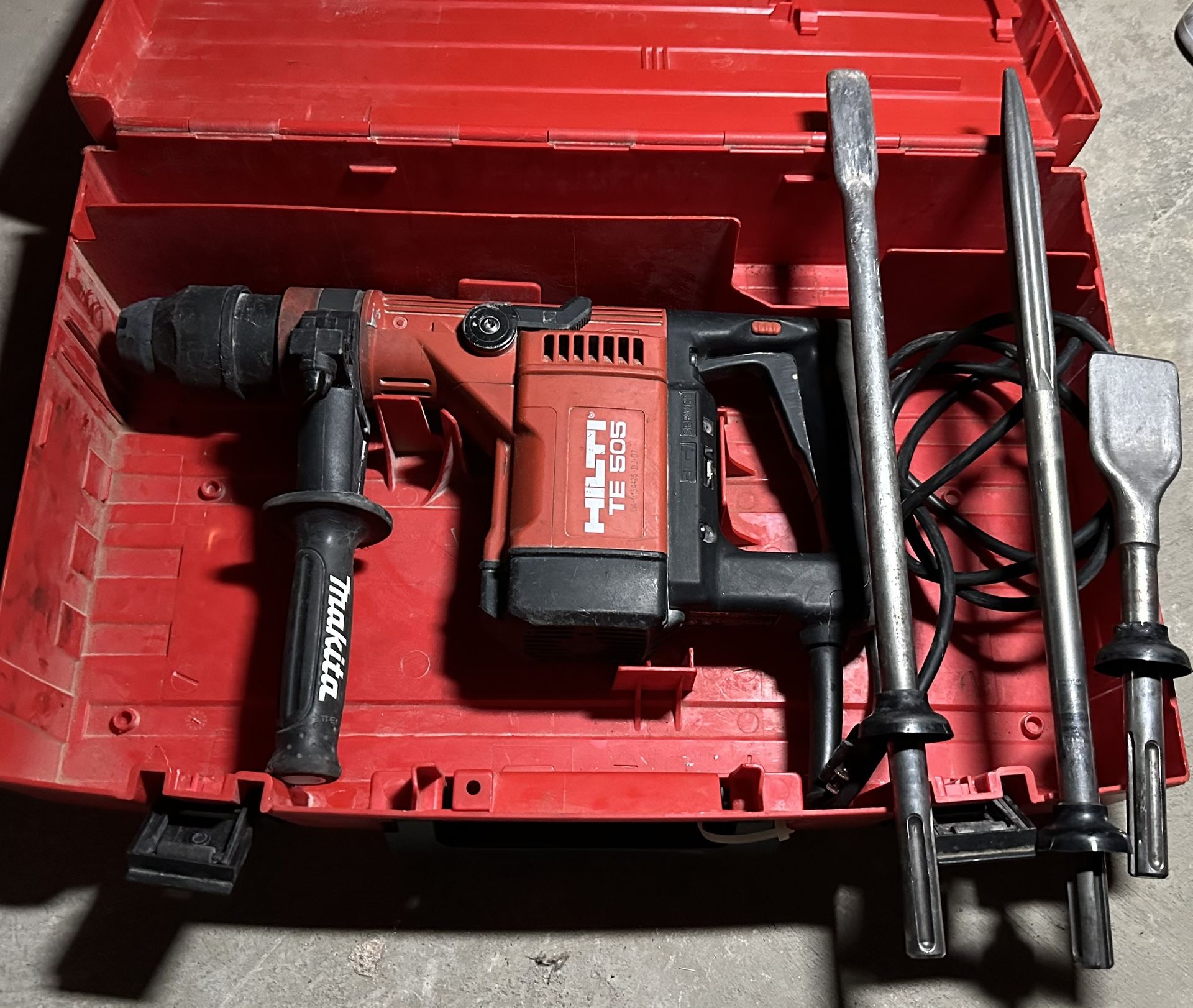 HILIT TE 505 ROTARY HAMMER DRILL WITH CASE