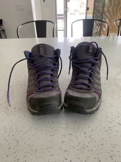 Women’s Columbia Hiking Boots Size 9.5