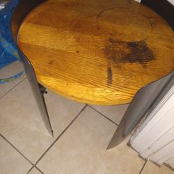 Project Side Table Needs Paint Or Refinishing