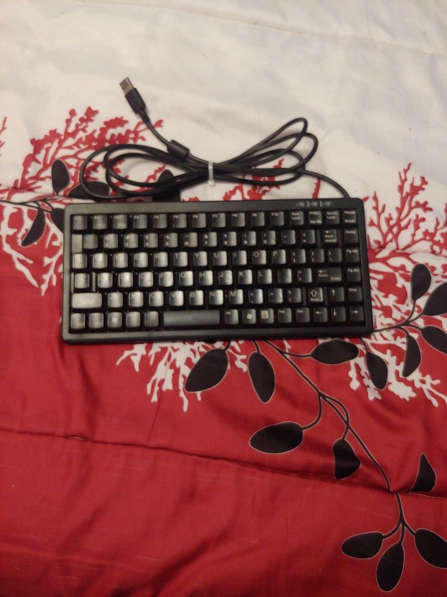 Small Keyboard Cherry