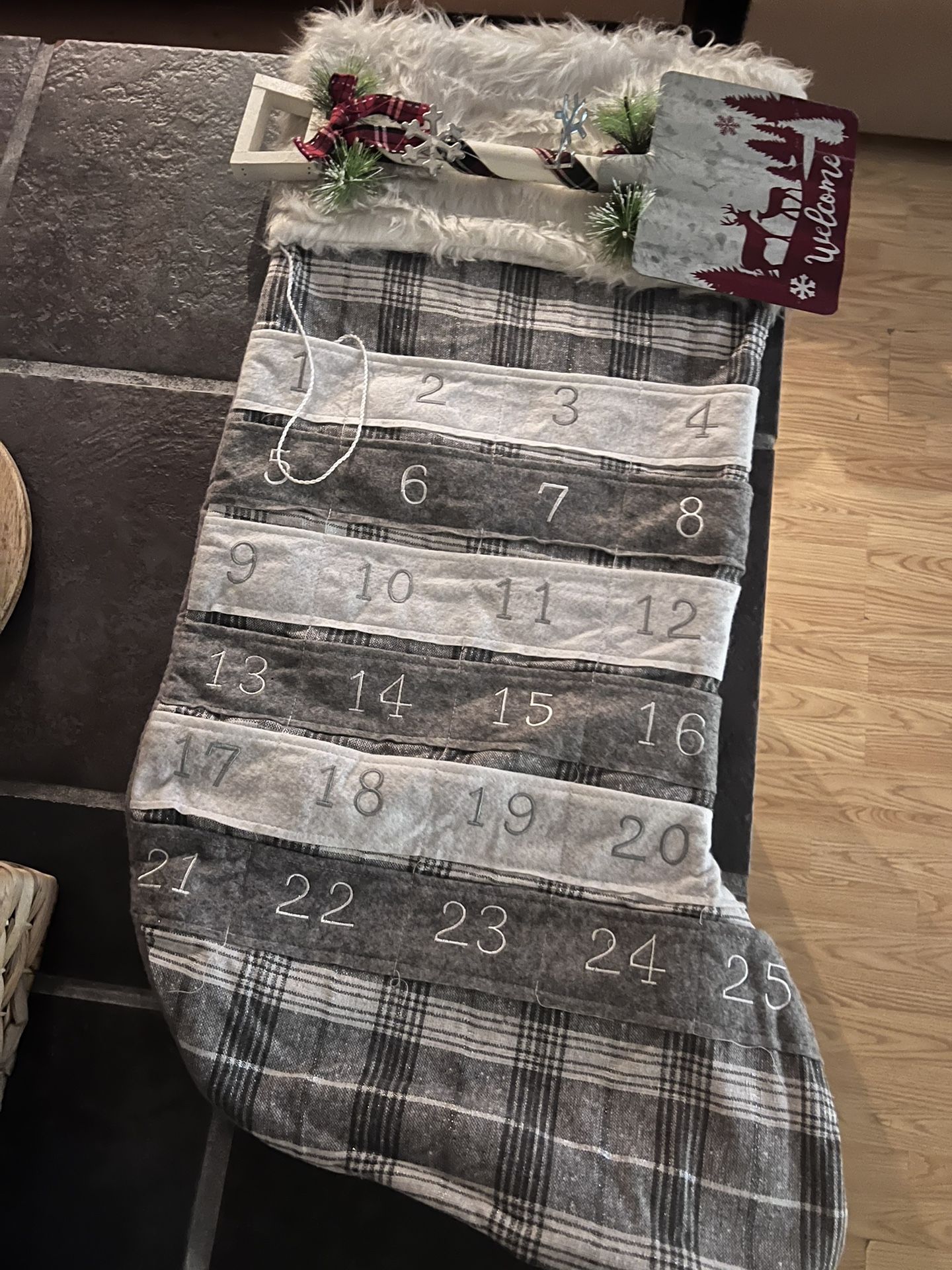 Seasonal Decorations 