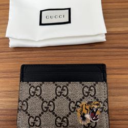 Gucci Supreme Tiger Print Card Holder
