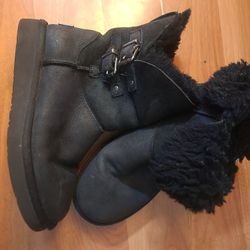 Women Uggs Boots Size 5