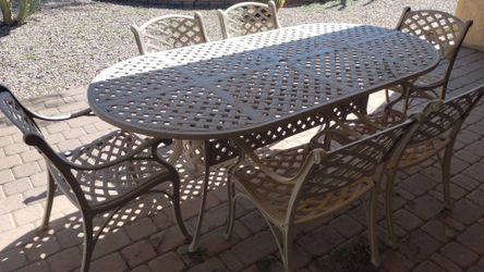 Patio Dining Set - Oval Lattice Table & 6 Cast Aluminum Chairs