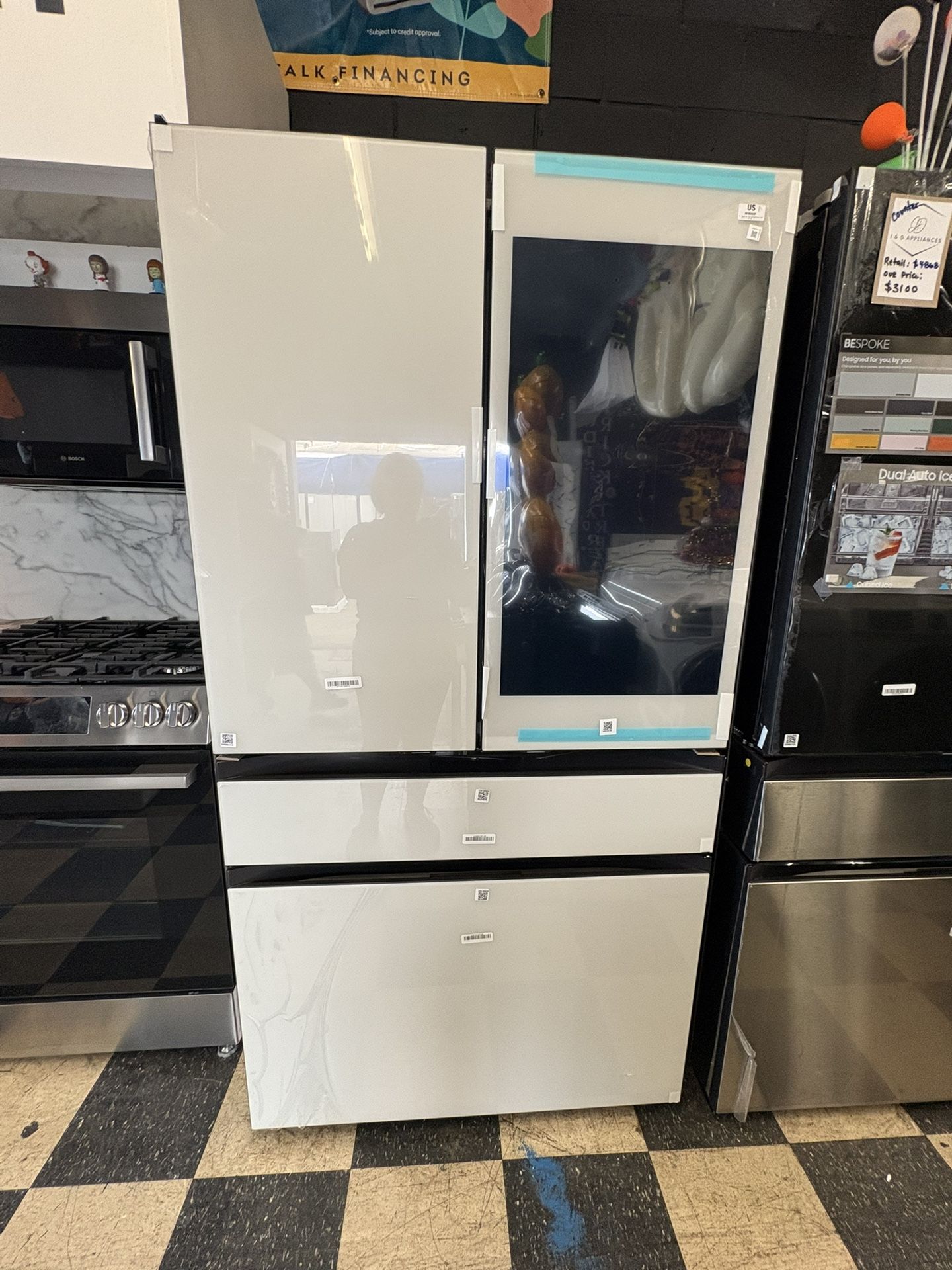 Samsung Bespoke Refrigerator In White Glass 🎃