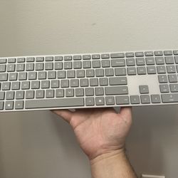 Microsoft Surface Full Keyboard