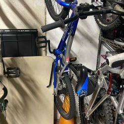 20” Specialized Hot rock Bicycle 