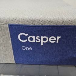 LIKE NEW! Casper One Full Mattress - Delivery Available