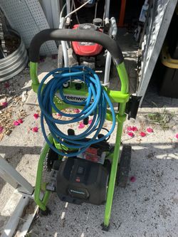 Greenworks Pressure Washer 1900 PSI