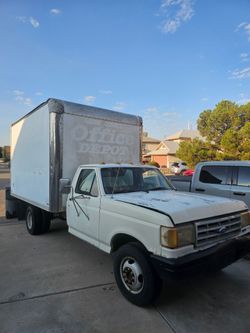 1989 Ford E-350