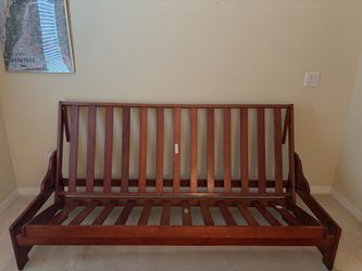 QUEEN SIZE FUTON