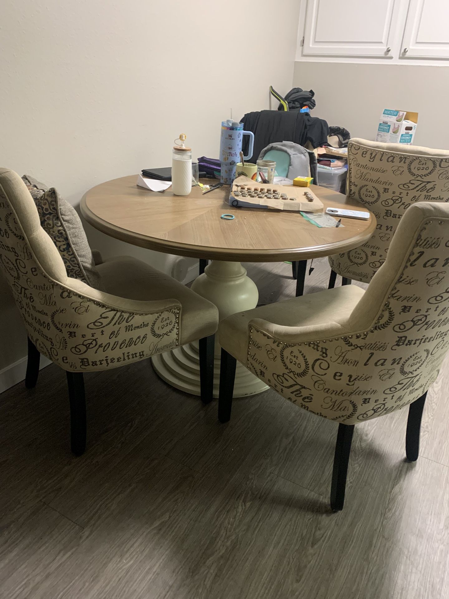 Dining Table With 4 Chairs