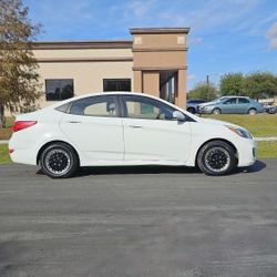 2015 Hyundai Accent