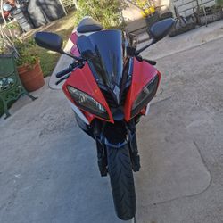 Yamaha R6 2014 