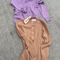 2 Sweaters Small Size Brand New Could Be A Perfect Inexpensive Gift 
