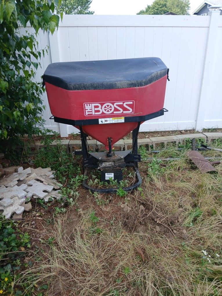 Boss Sander Tgs 1100 Tailgate Spreader