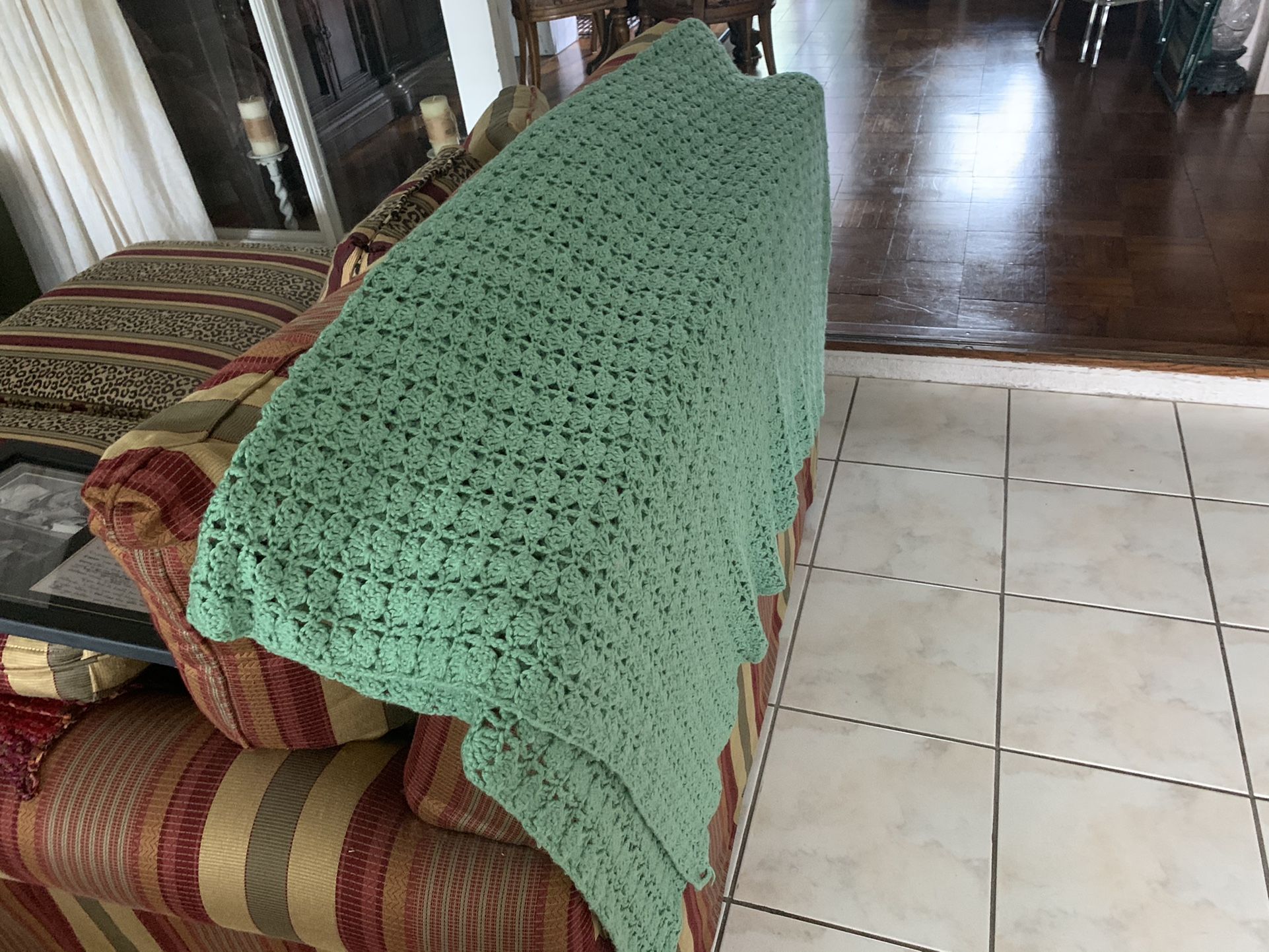 Buttery Crocheted 🧶 Throw