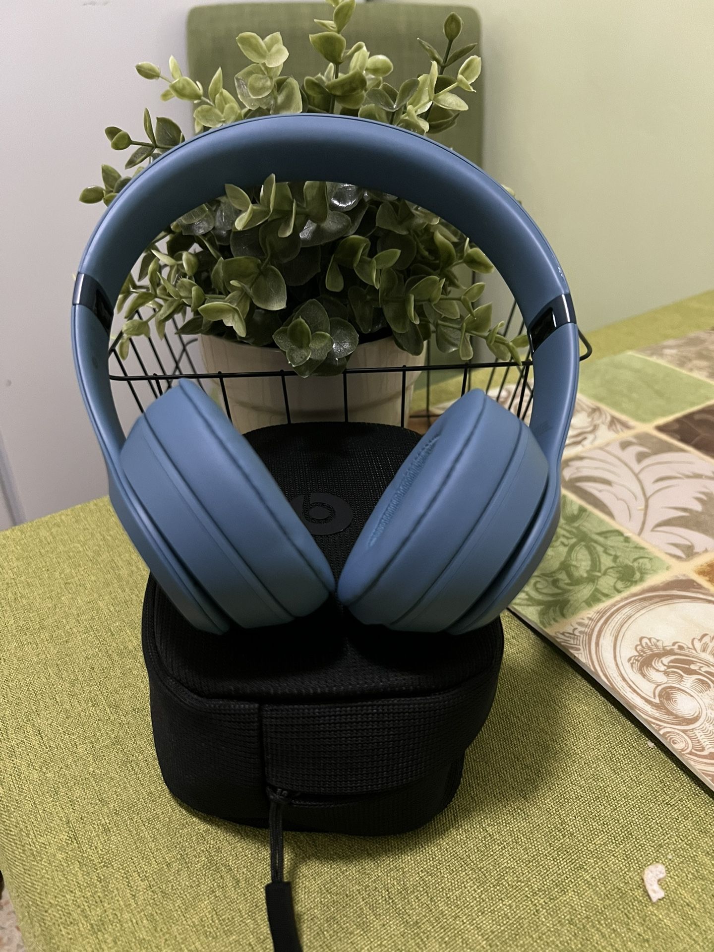 Beats True 4 Wireless Headphone