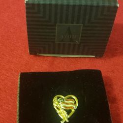 Vintage Avon Forever America Tac Pin