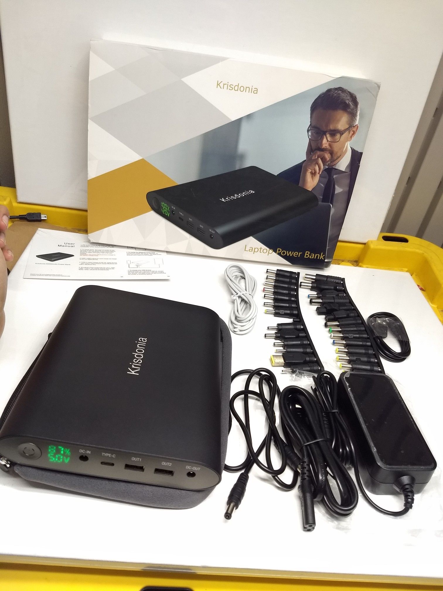 Krisdonia 50,000mAh power bank / laptop charger