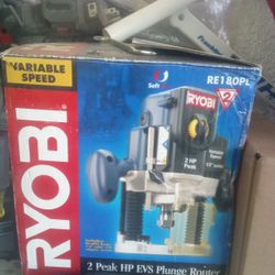 Ryobi 2peak HP EVs Plunge Router 