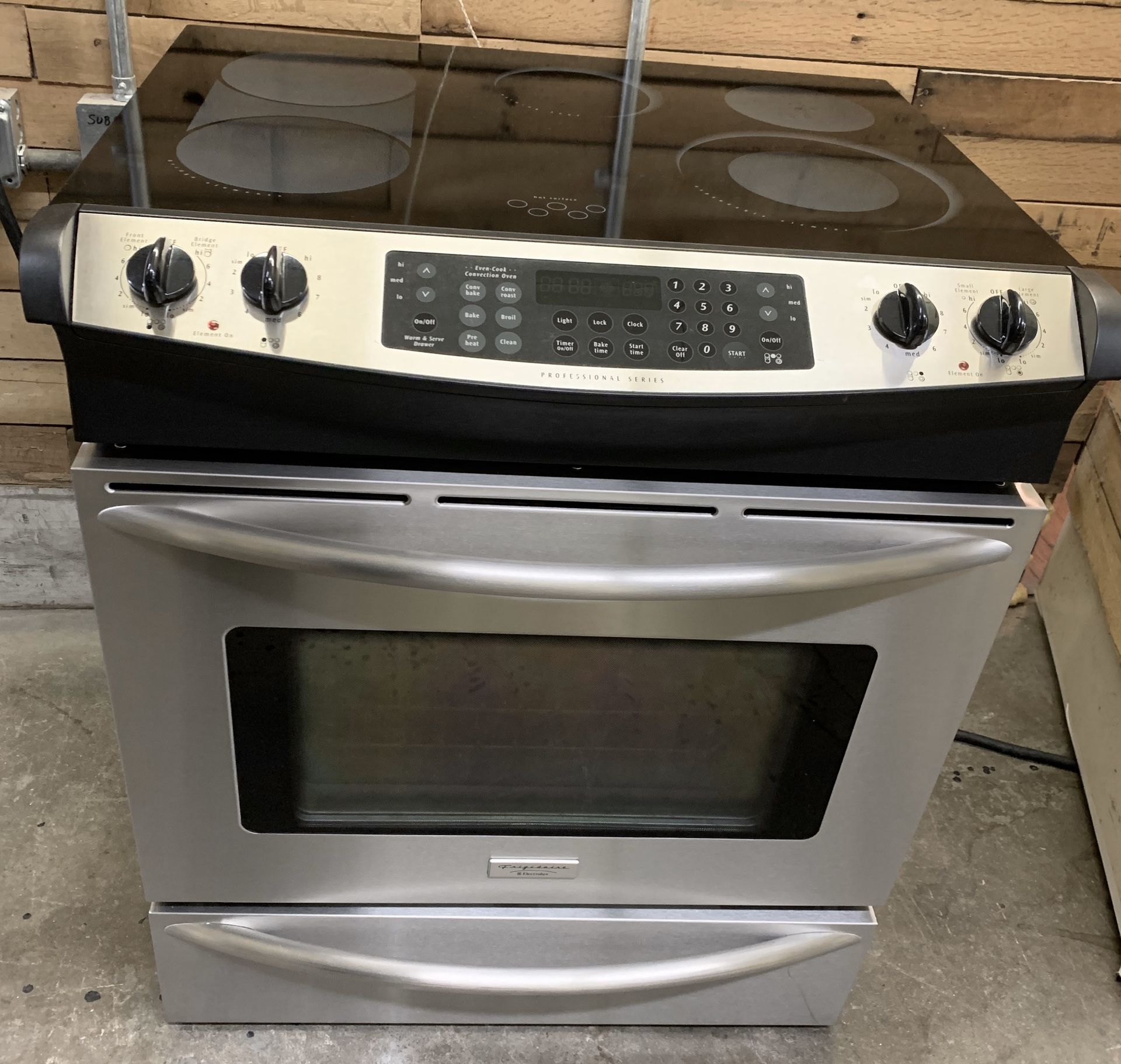Slide In Electric Range*FINANCE AVAILABLE